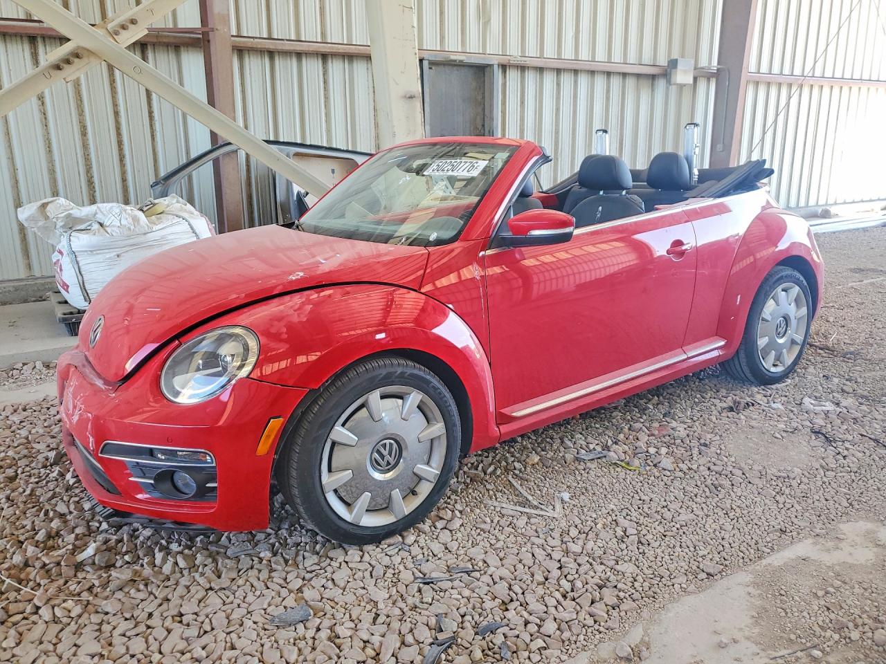 2019 VOLKSWAGEN BEETLE
