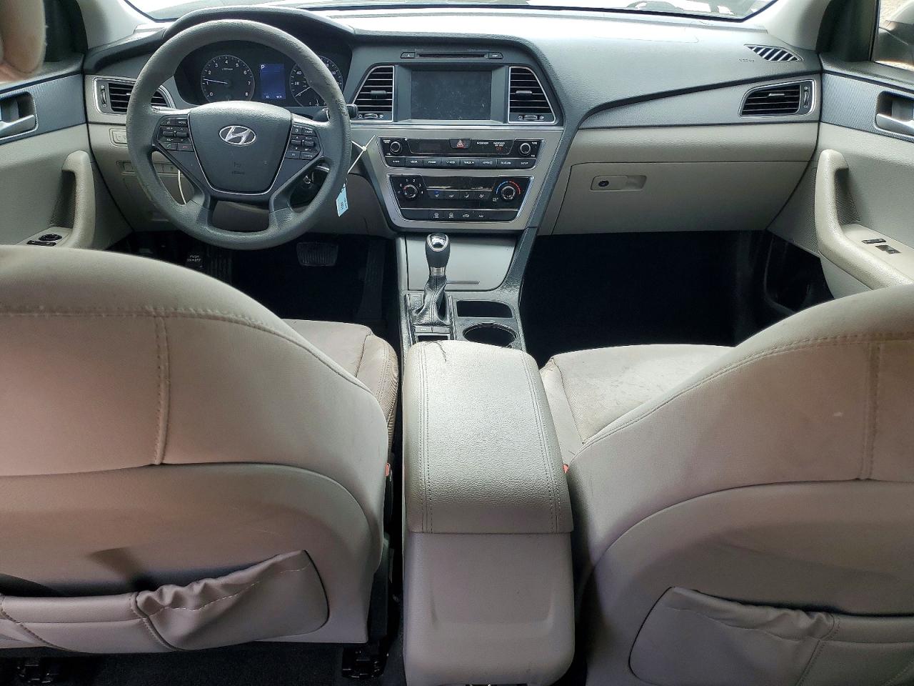 2017 HYUNDAI SONATA SE photo 15