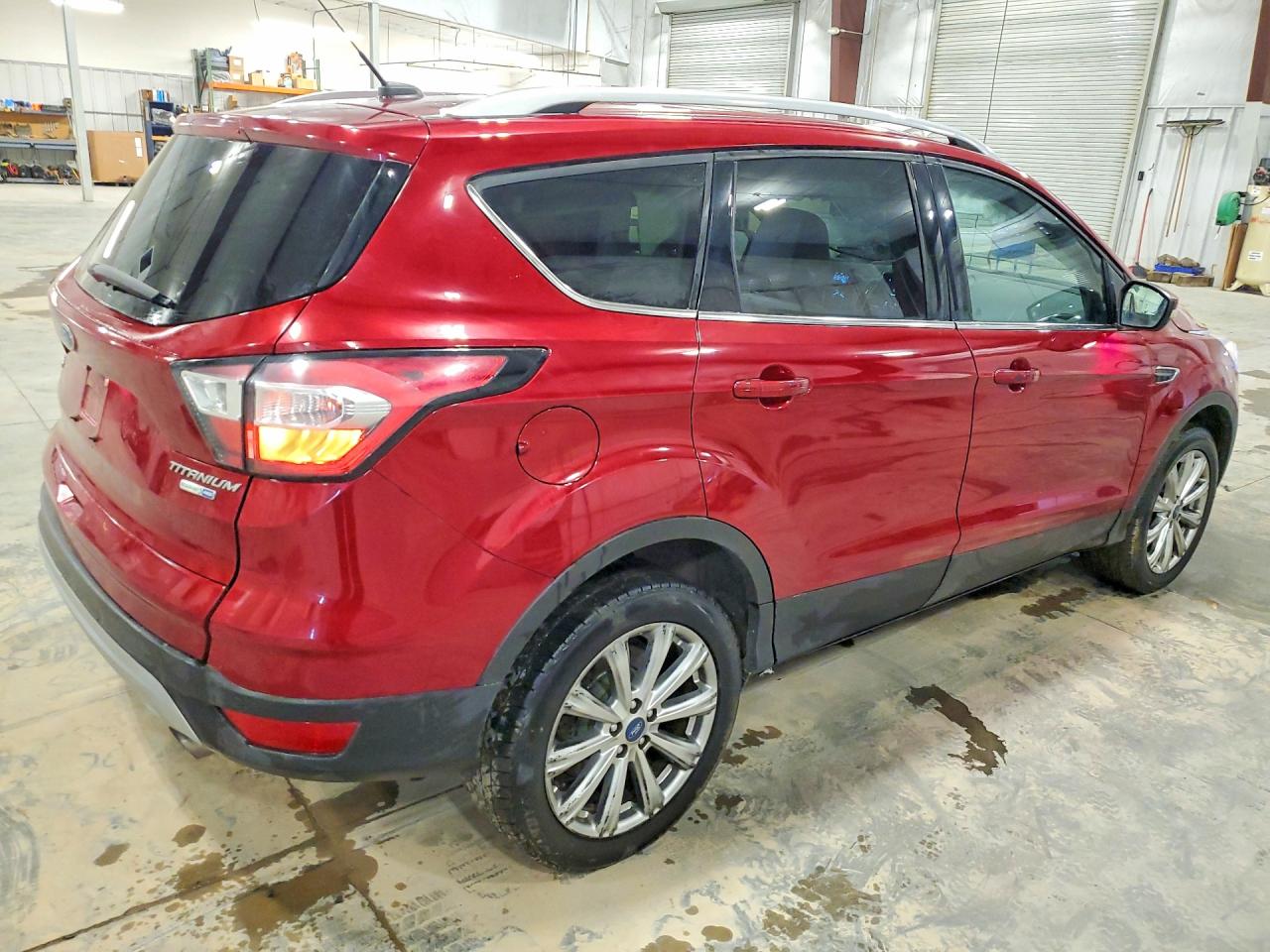 2017 FORD ESCAPE TITANIUM photo 3