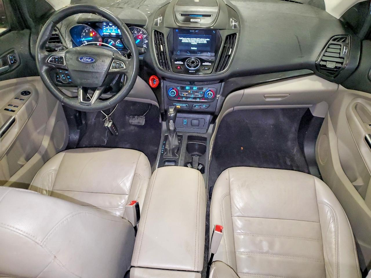 2017 FORD ESCAPE TITANIUM photo 8