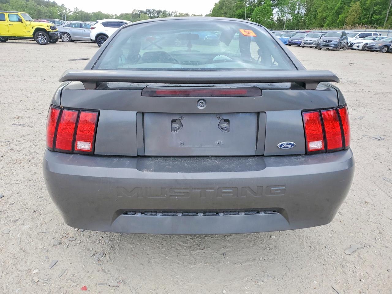 2004 FORD MUSTANG photo 11
