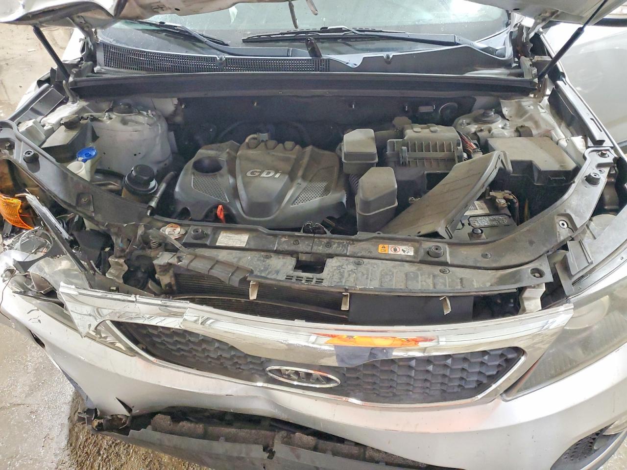 2013 KIA SORENTO LX photo 23