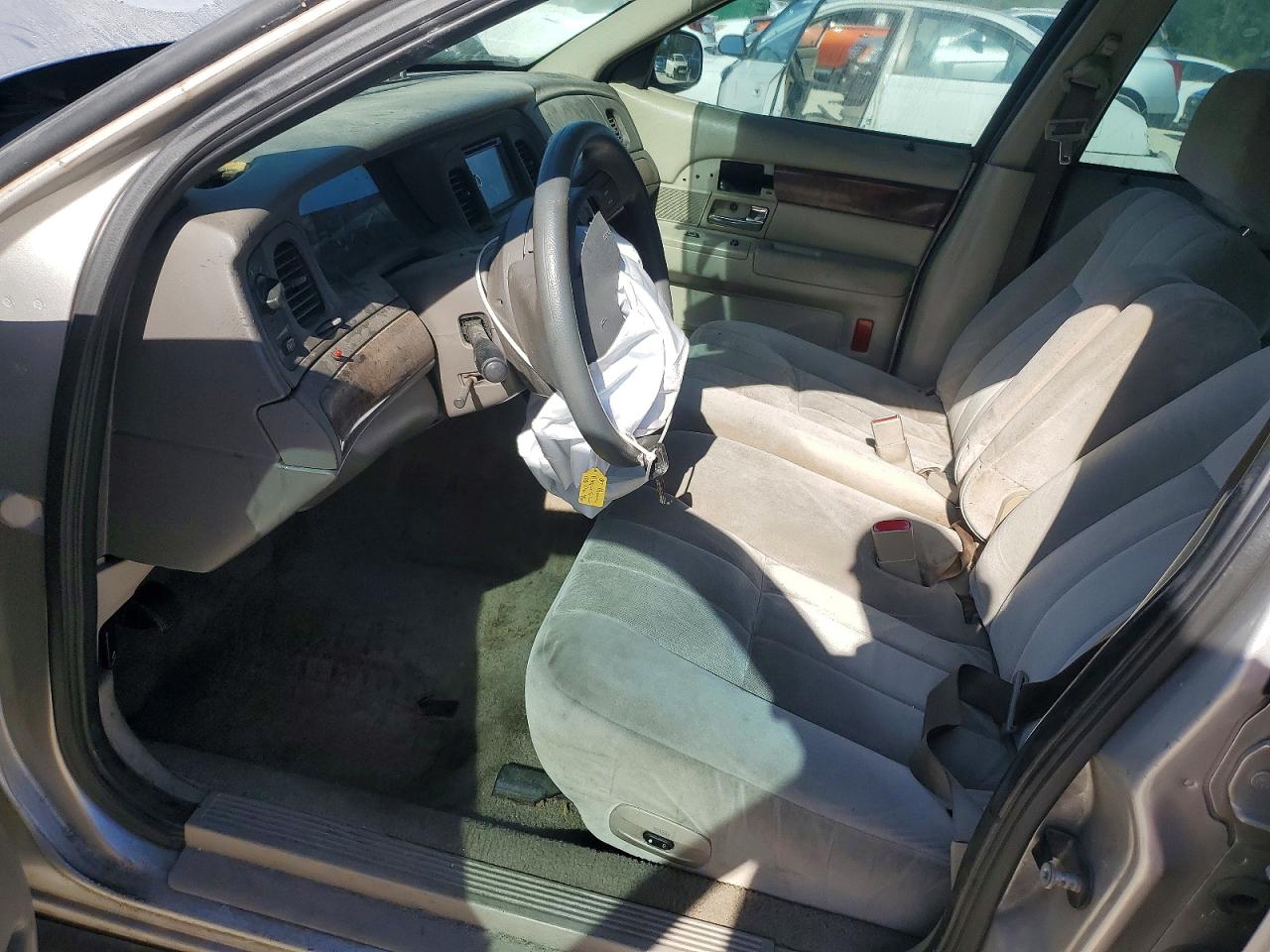 2007 MERCURY GRAND MARQUIS GS photo 13
