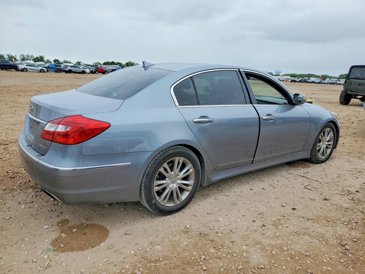 2013 HYUNDAI GENESIS 3.8L photo 5