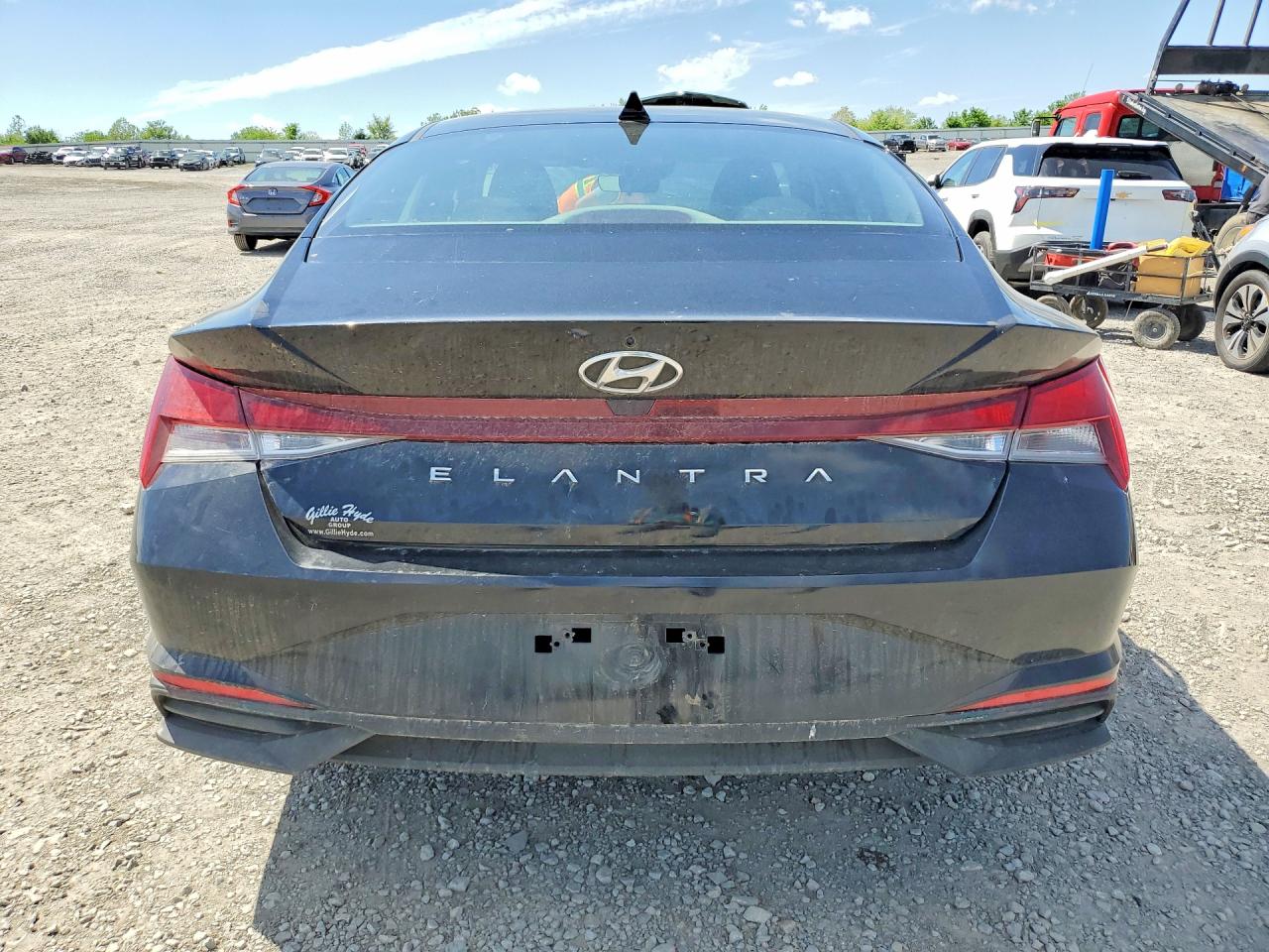 2023 HYUNDAI ELANTRA photo 16