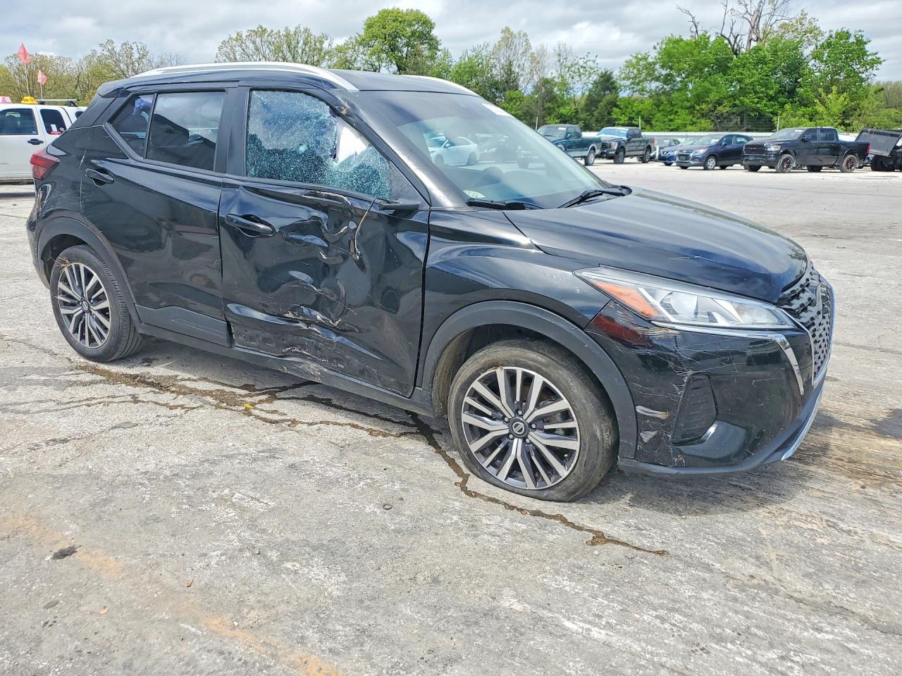 2021 NISSAN KICKS SV photo 7