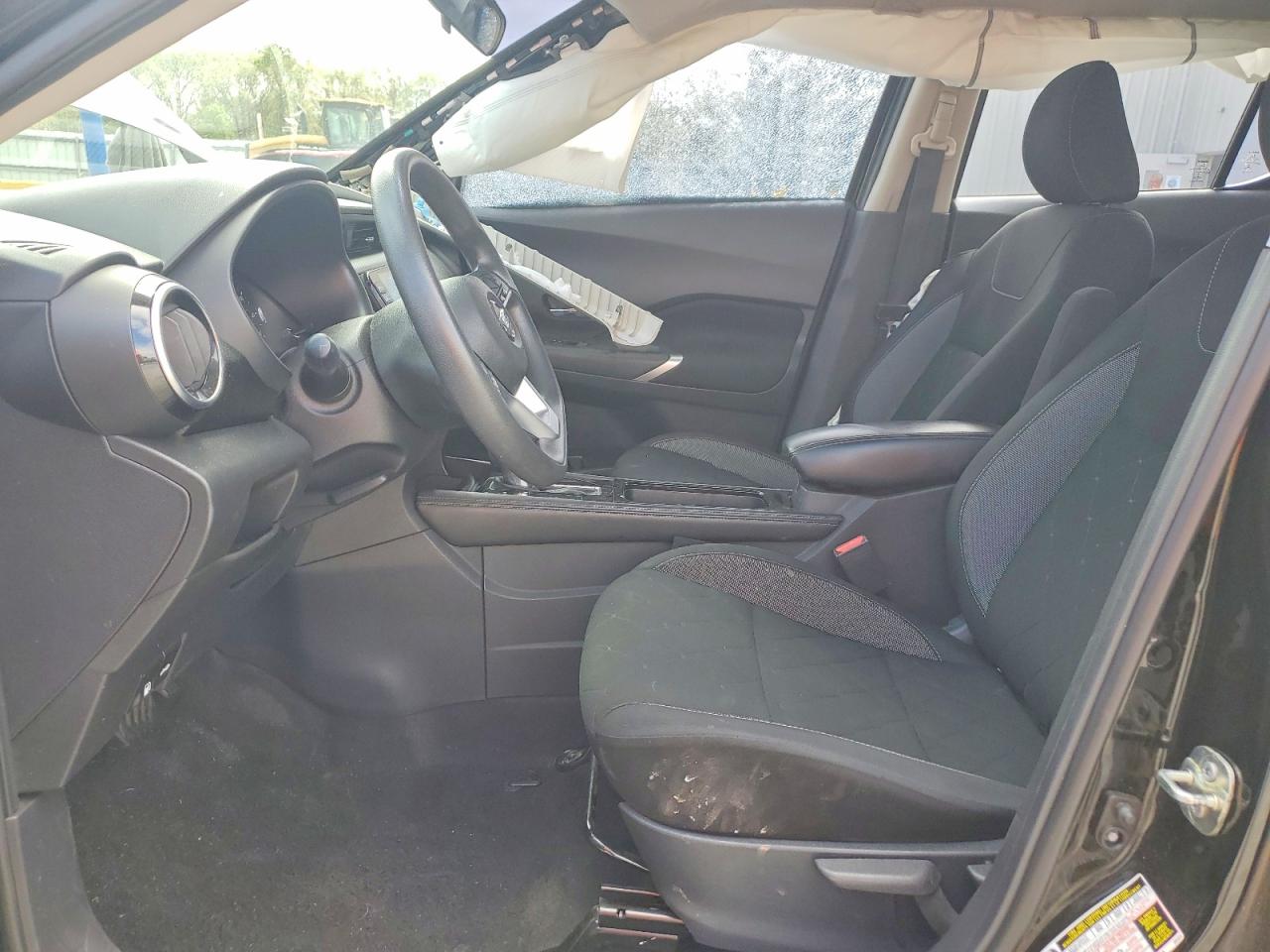 2021 NISSAN KICKS SV photo 13