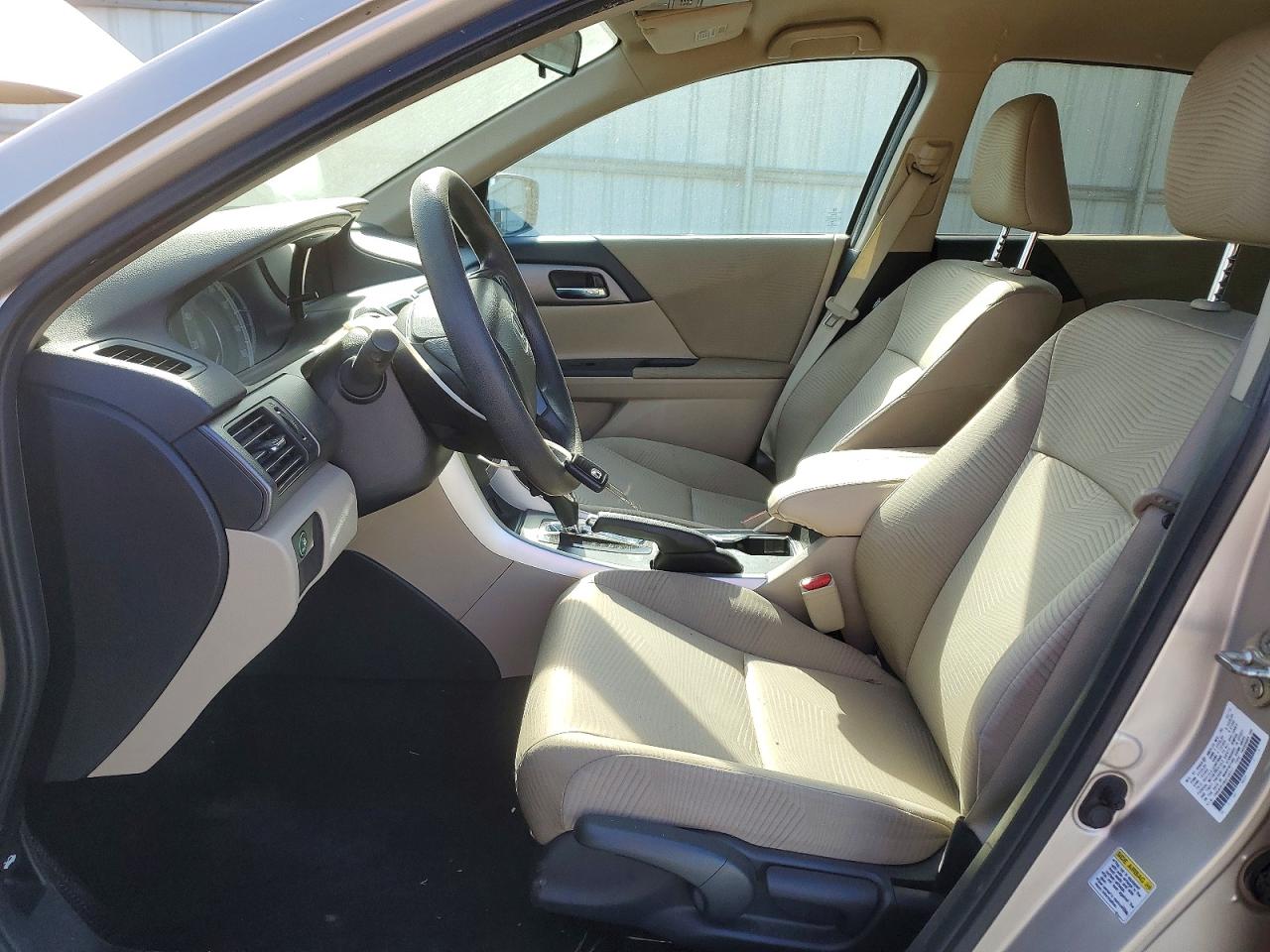 2014 HONDA ACCORD photo 19