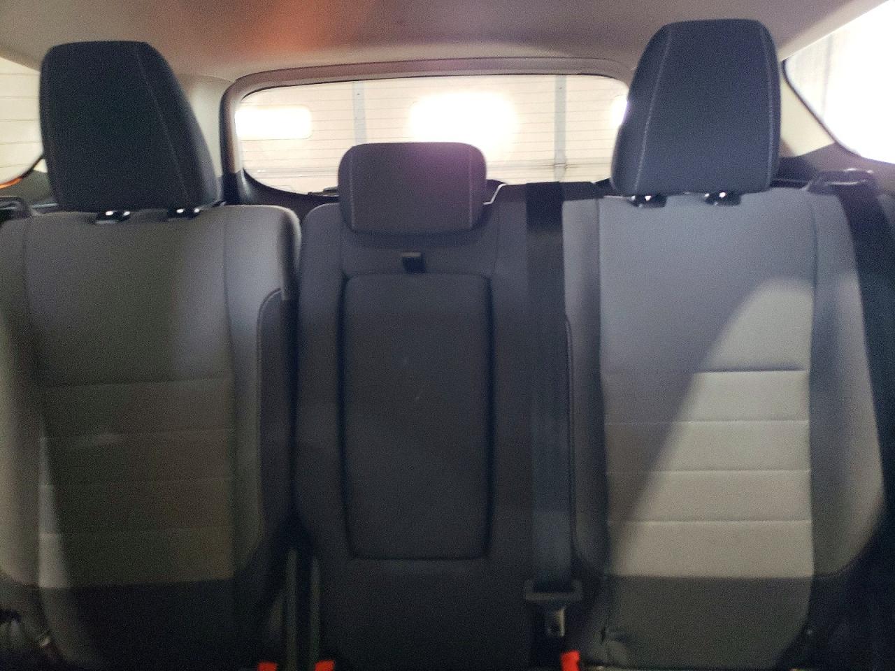 2016 FORD ESCAPE SE photo 28