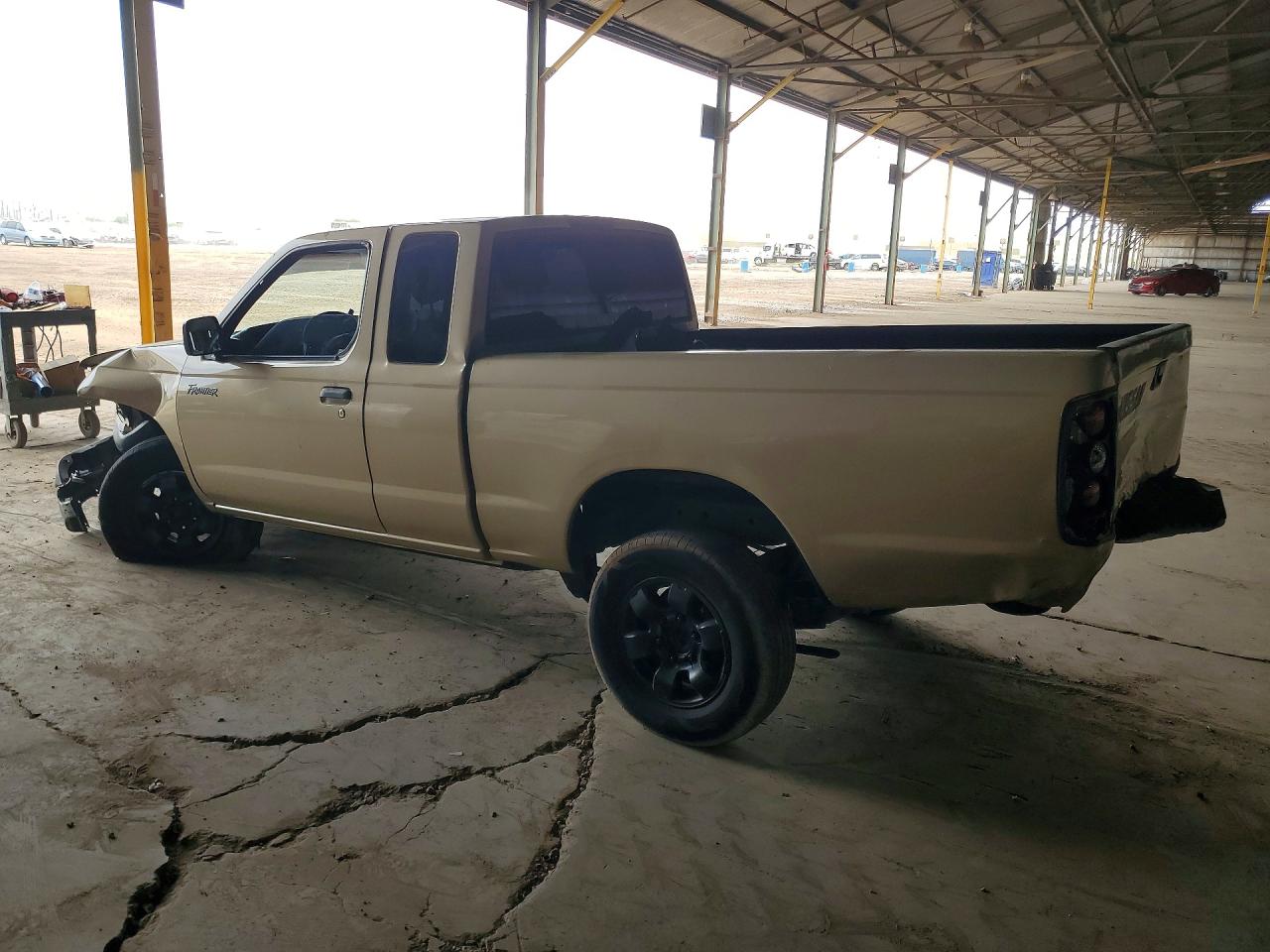1998 NISSAN FRONTIER XE photo 4