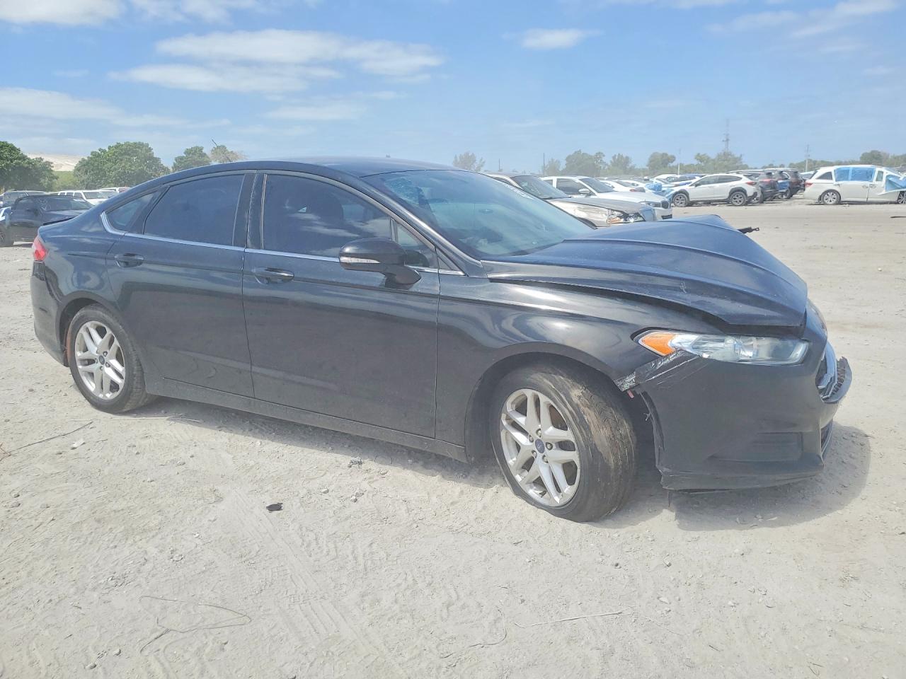 2014 FORD FUSION SE photo 7