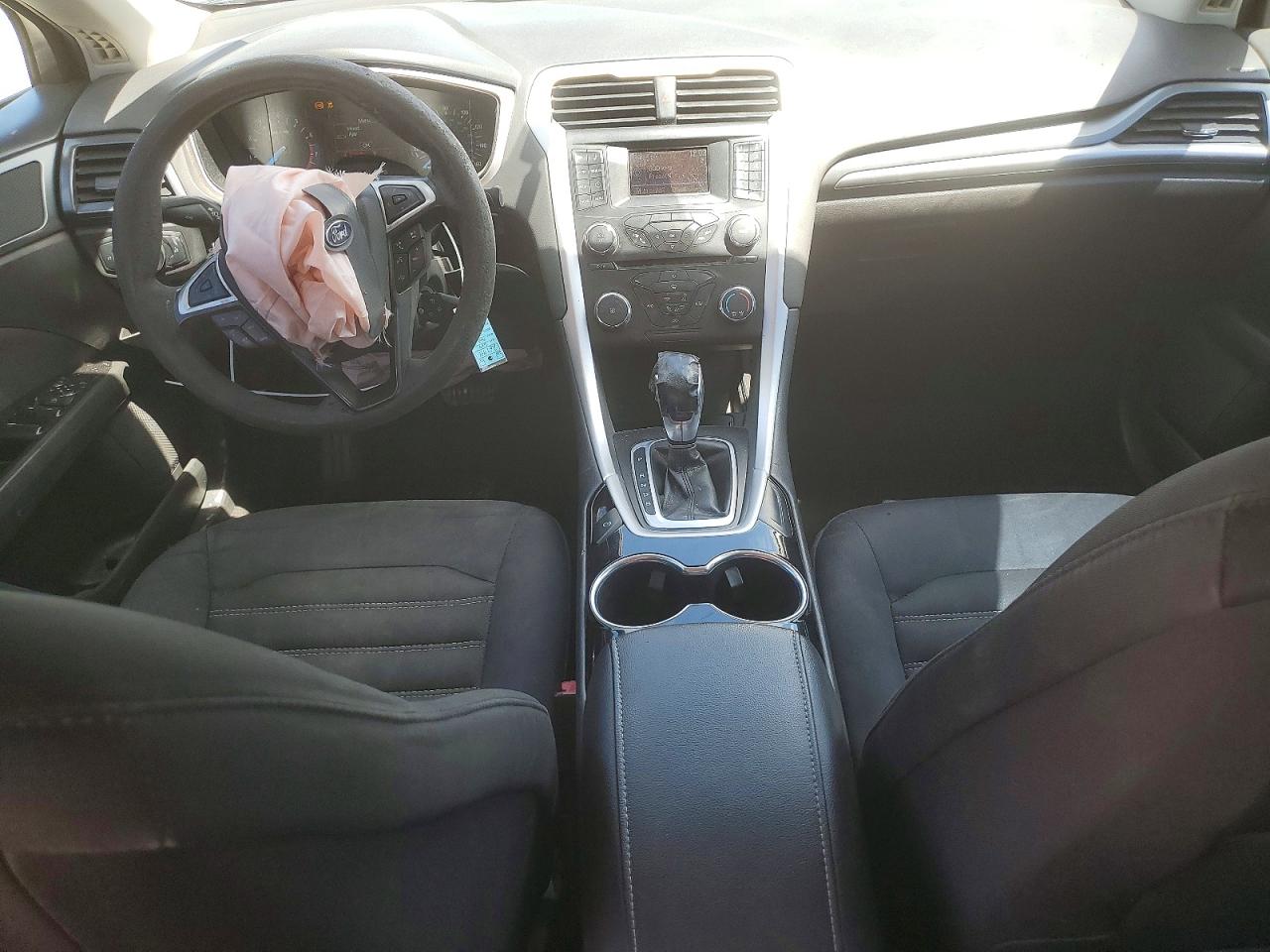 2014 FORD FUSION SE photo 15