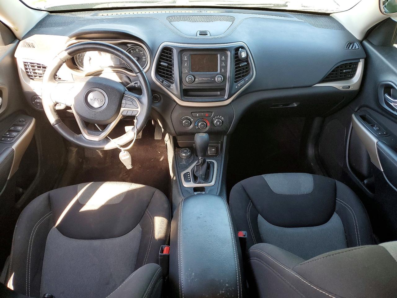 2018 JEEP CHEROKEE LATITUDE photo 22