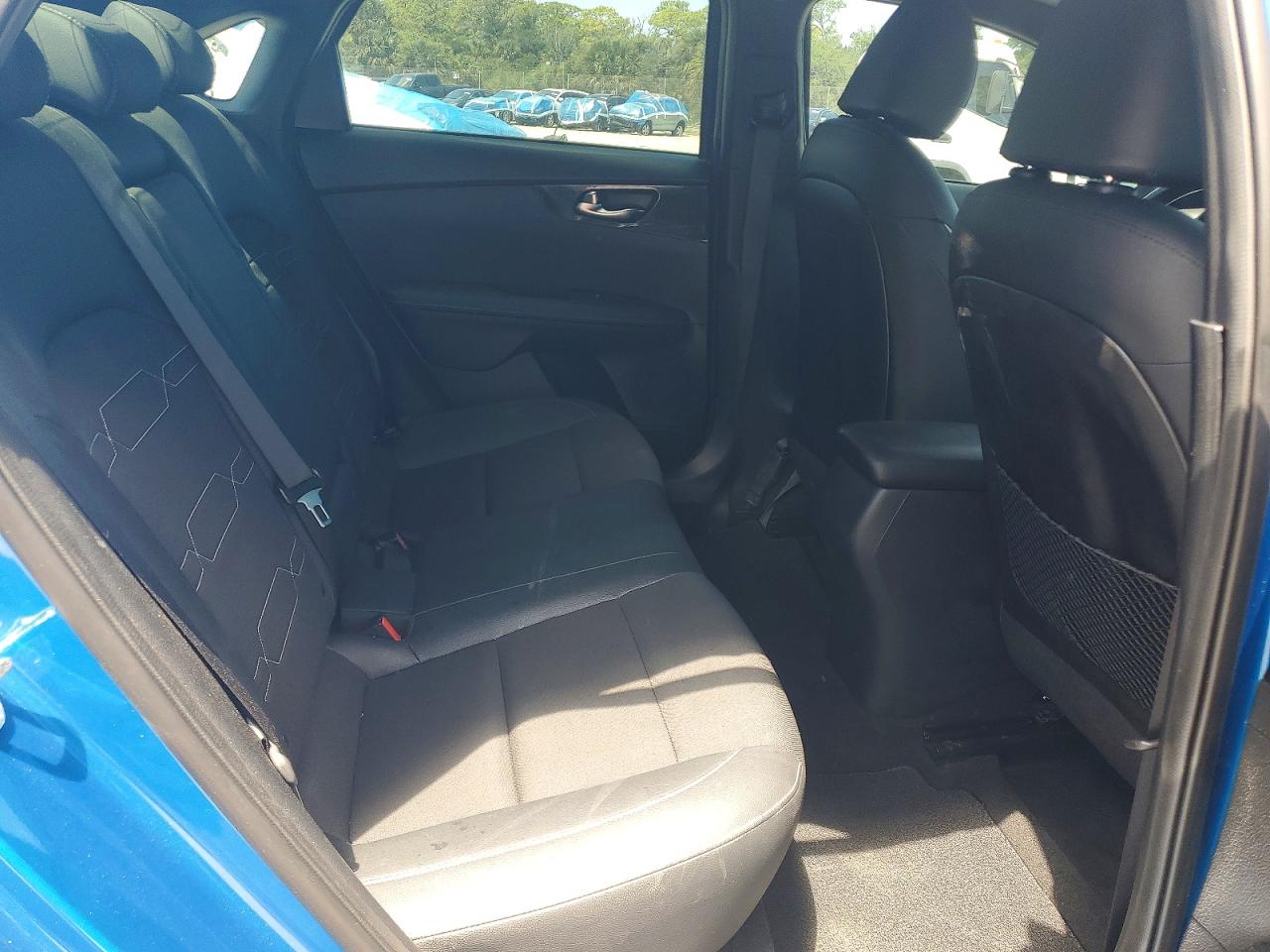 2023 KIA FORTE GT LINE photo 19