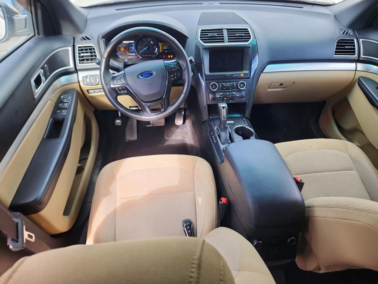 2016 FORD EXPLORER XLT photo 22
