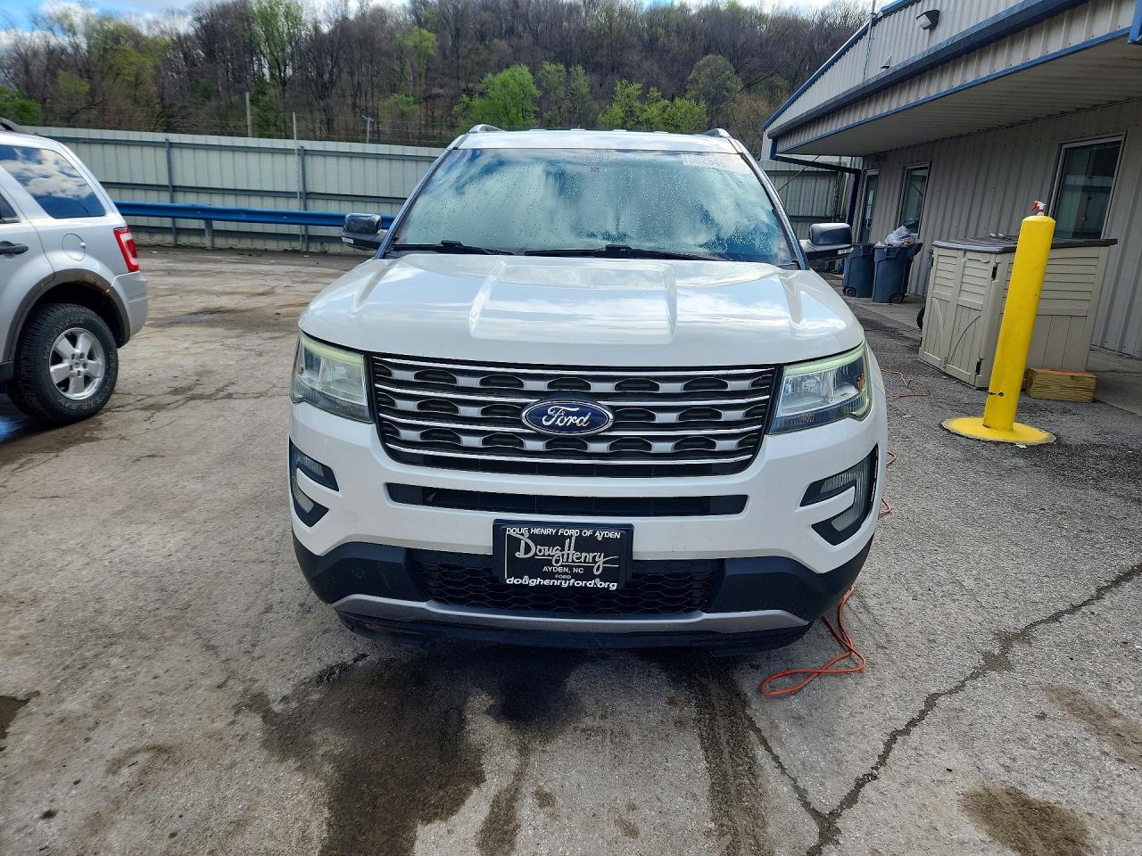 2016 FORD EXPLORER XLT photo 13