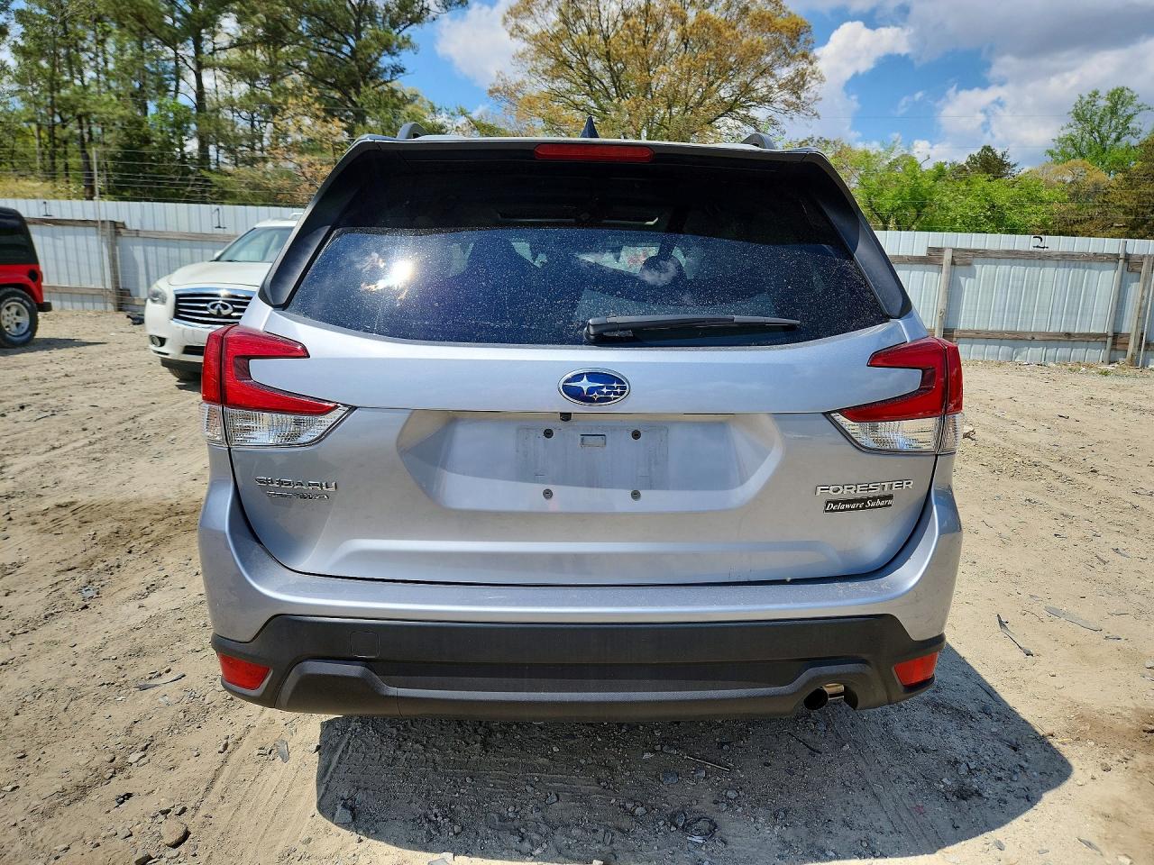 2024 SUBARU FORESTER PREMIUM photo 16