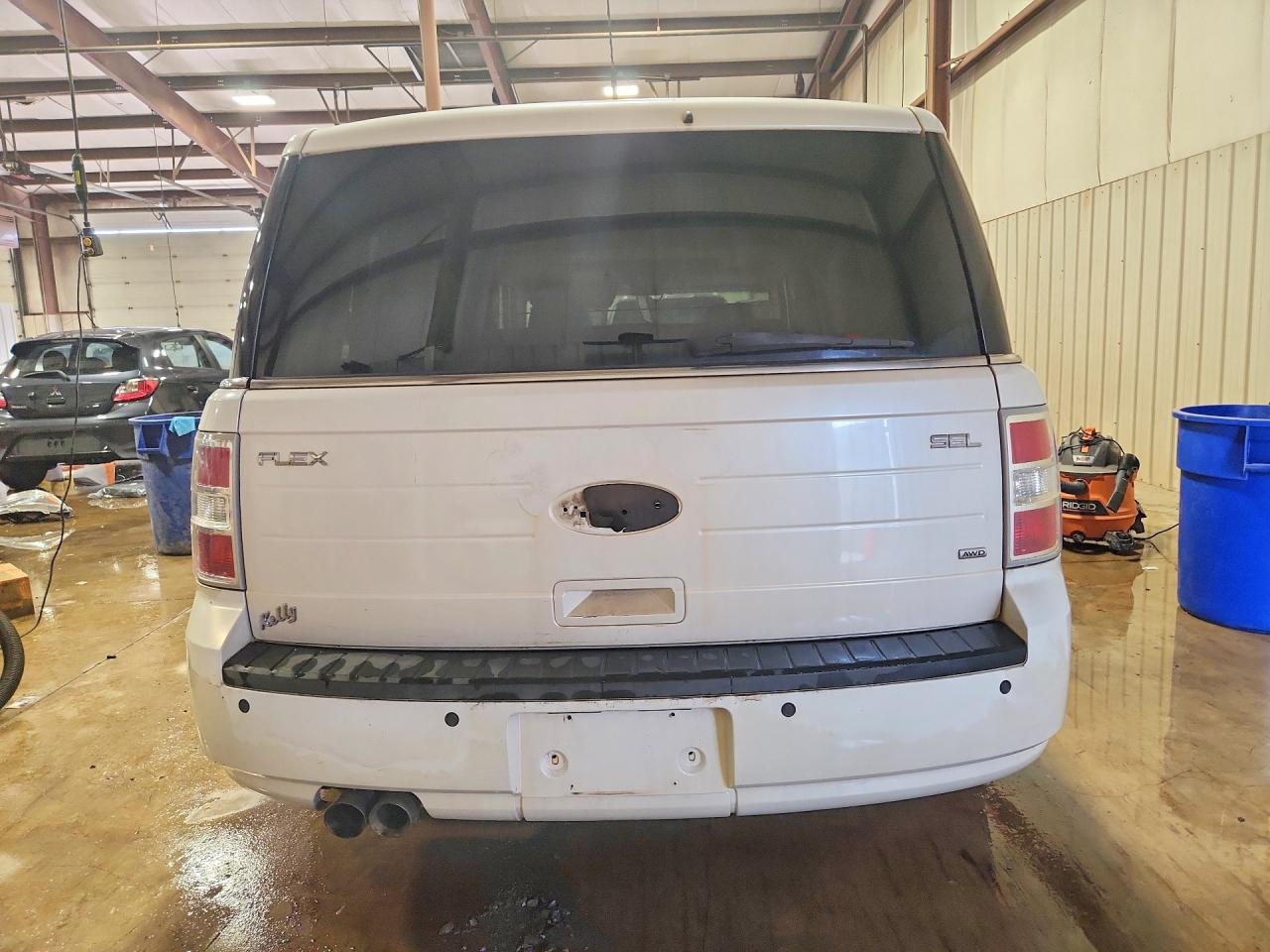 2011 FORD FLEX SEL photo 11