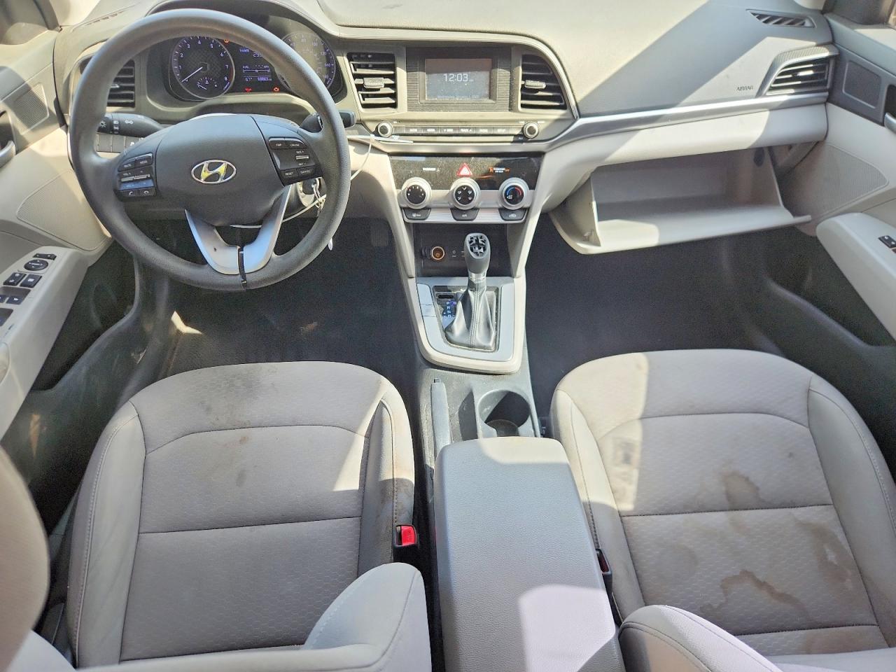 2019 HYUNDAI ELANTRA SE photo 15