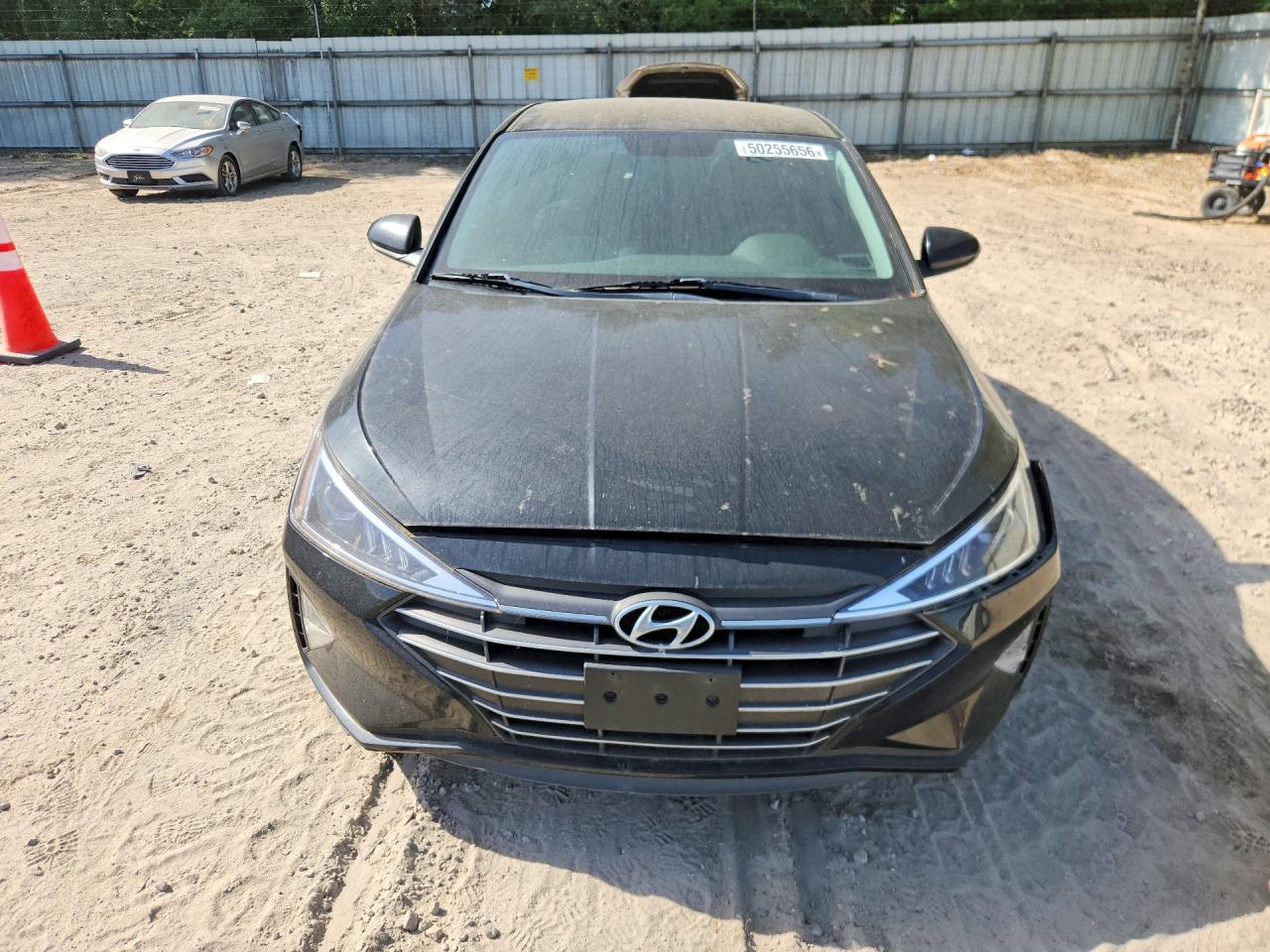 2019 HYUNDAI ELANTRA SE photo 9