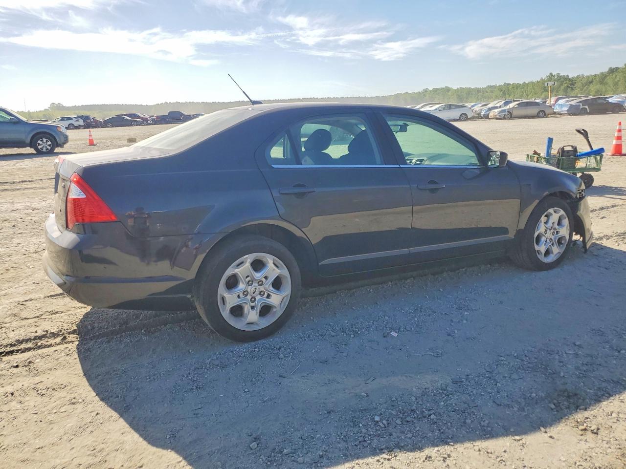 2011 FORD FUSION SE photo 5