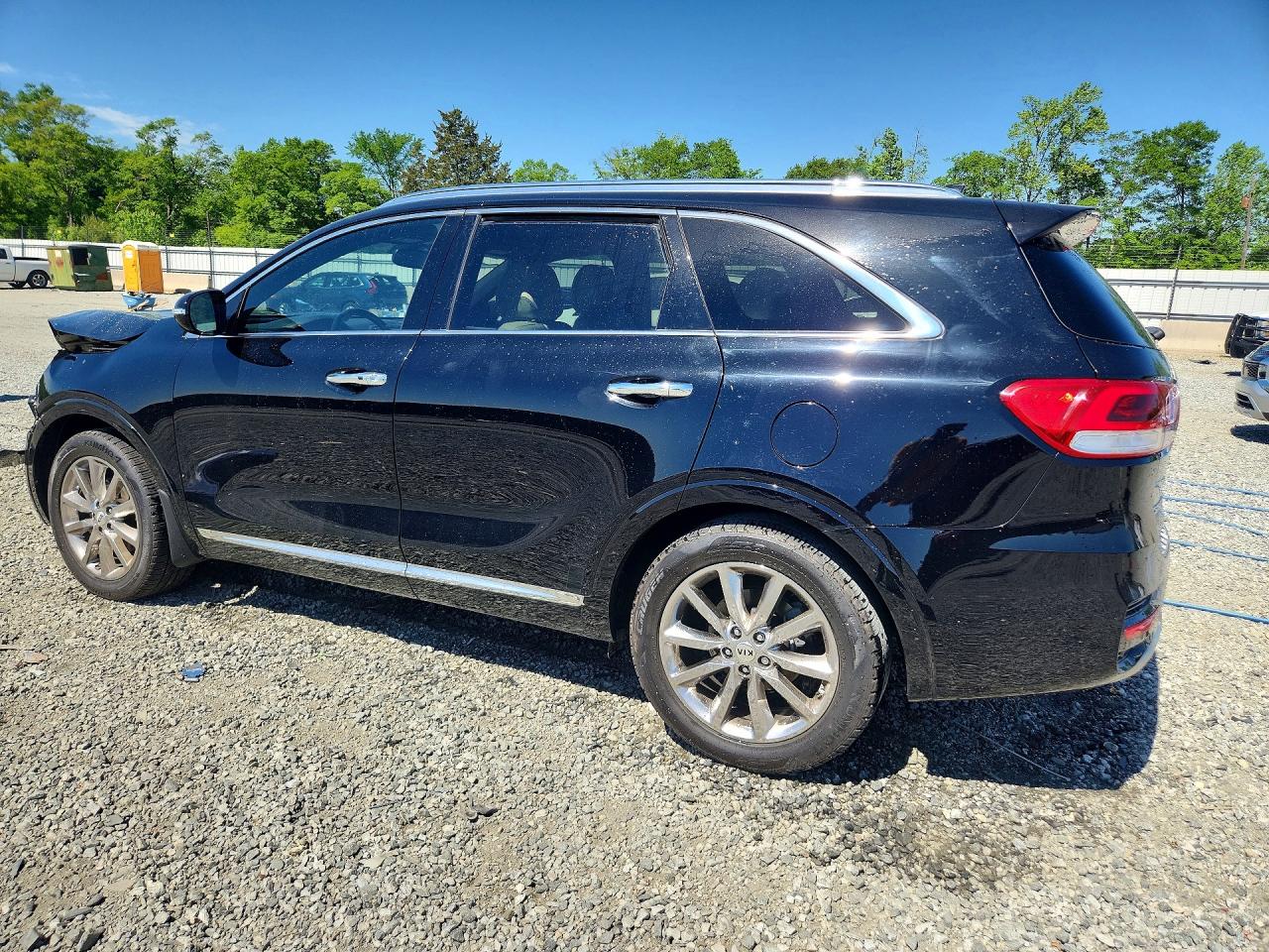 2016 KIA SORENTO photo 3