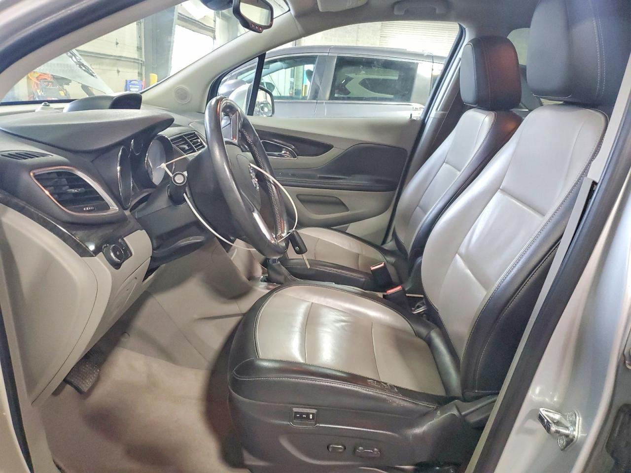 2015 BUICK ENCORE photo 13