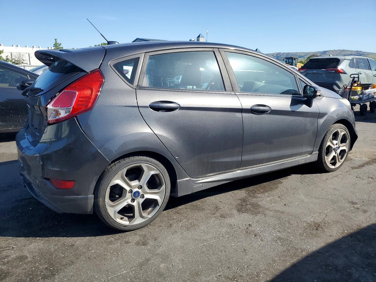 2016 FORD FIESTA ST photo 5