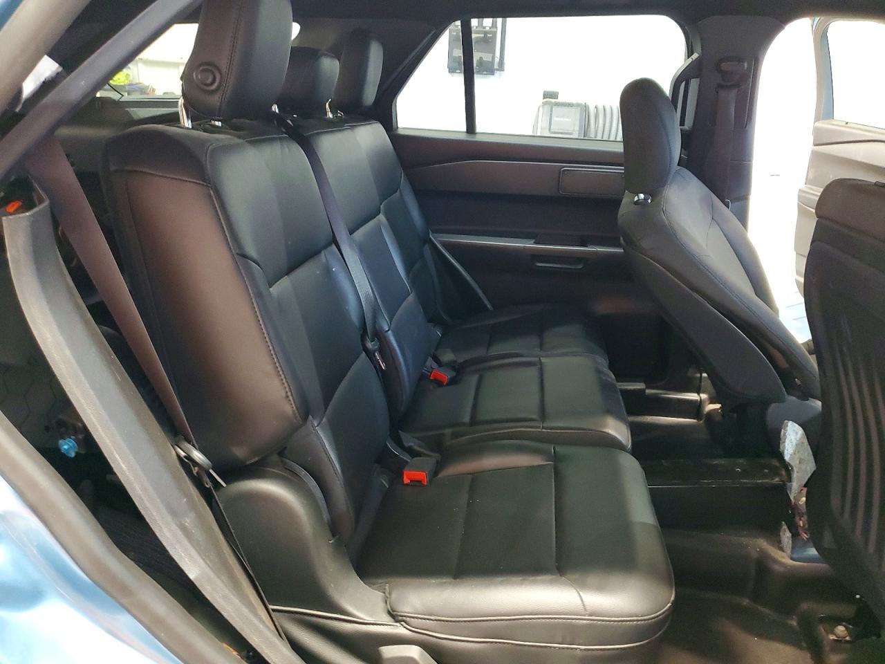 2020 FORD EXPLORER photo 11