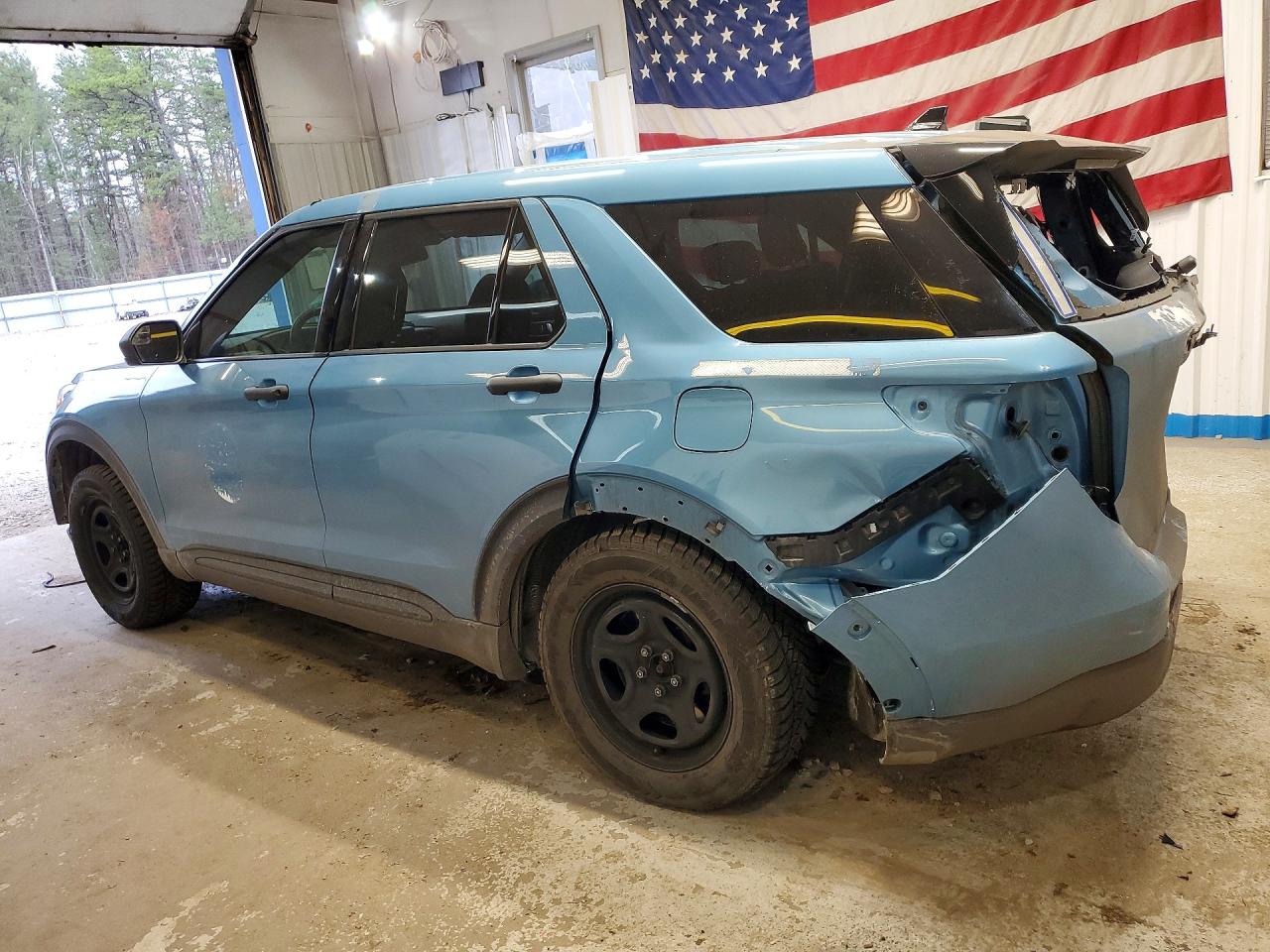 2020 FORD EXPLORER photo 2