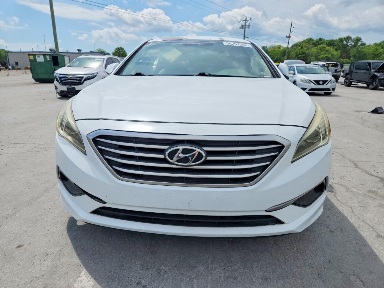 2017 HYUNDAI SONATA SE photo 13