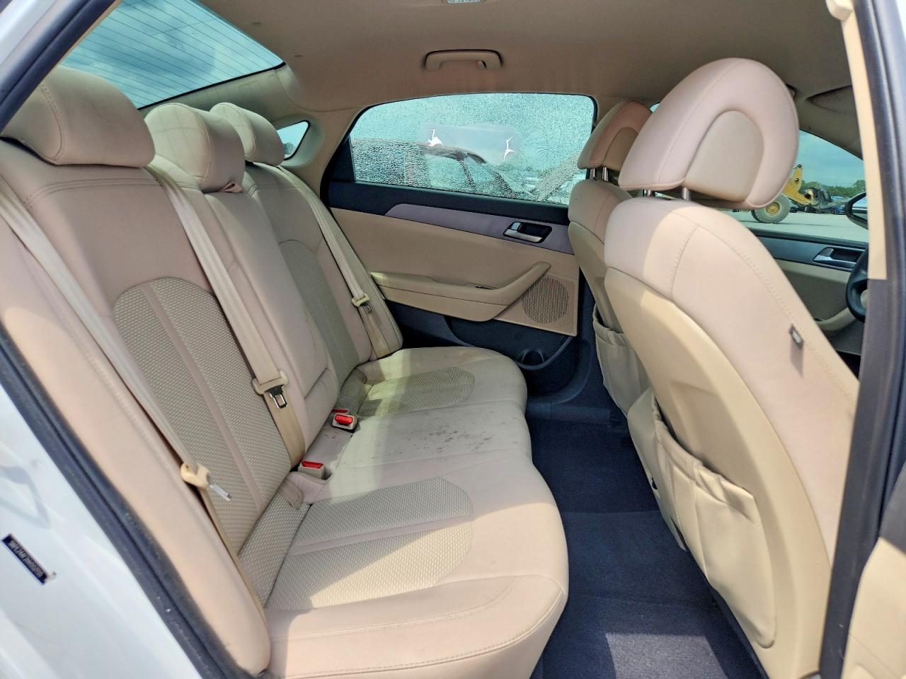 2017 HYUNDAI SONATA SE photo 28