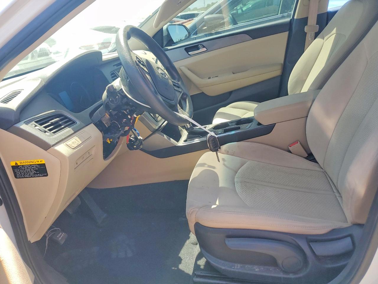 2017 HYUNDAI SONATA SE photo 19