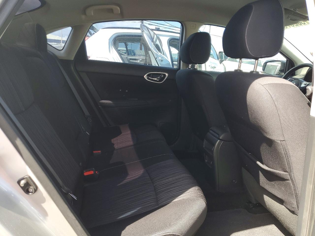 2016 NISSAN SENTRA SV photo 10