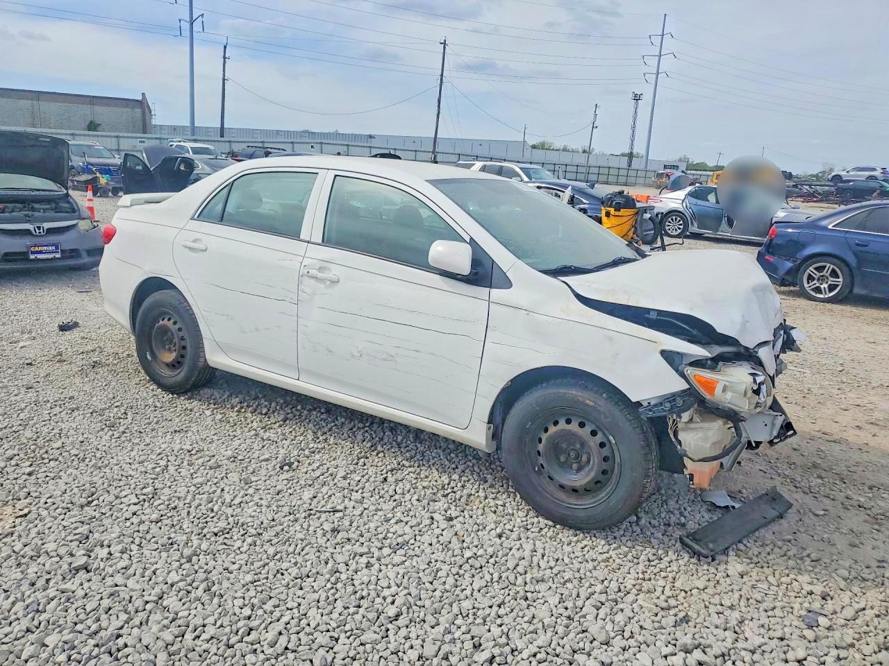 2010 TOYOTA COROLLA photo 10