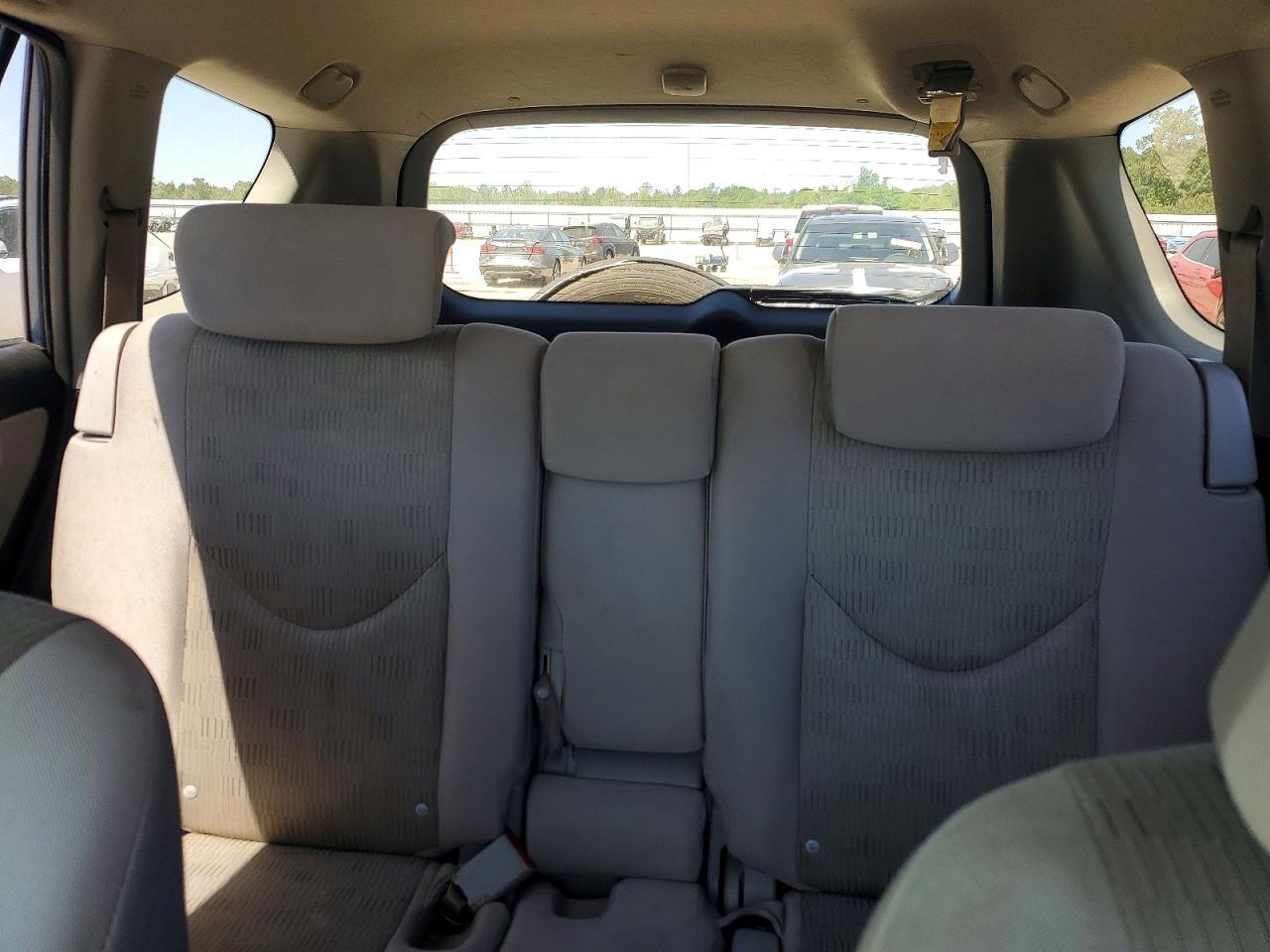 2010 TOYOTA RAV4 BASE photo 28