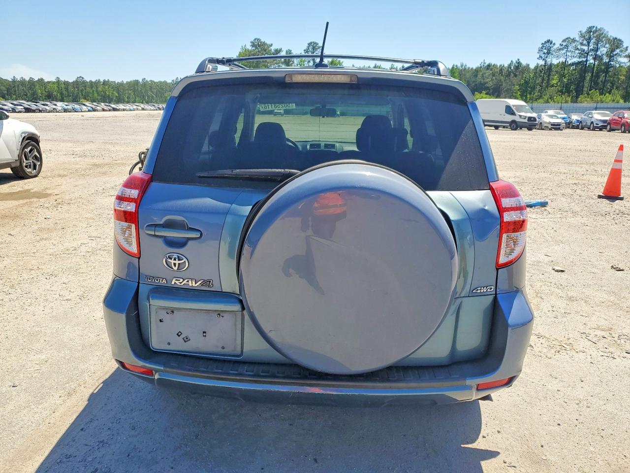 2010 TOYOTA RAV4 BASE photo 16
