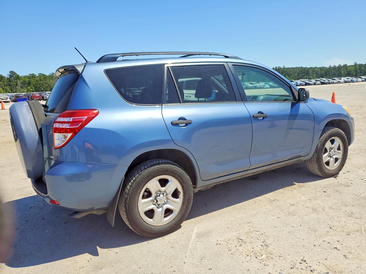 2010 TOYOTA RAV4 BASE photo 7