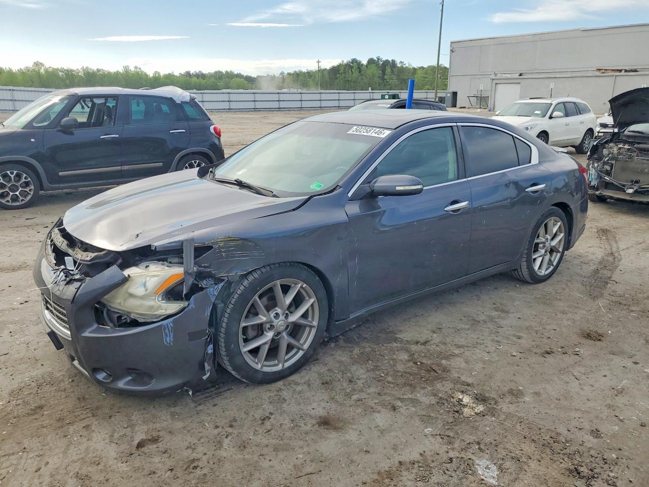 2010 NISSAN MAXIMA