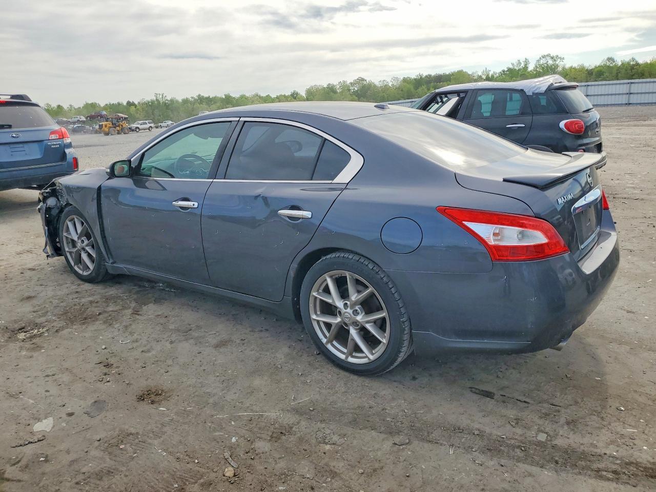 2010 NISSAN MAXIMA 3.5 S photo 4
