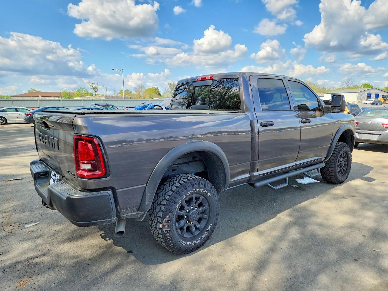2025 RAM 2500 photo 5