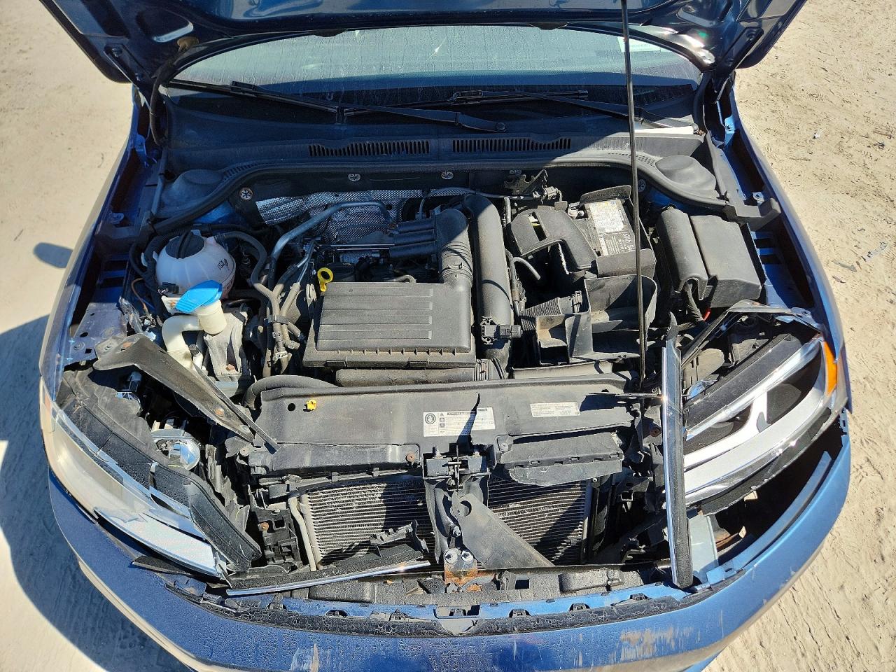 2016 VOLKSWAGEN JETTA SE photo 31