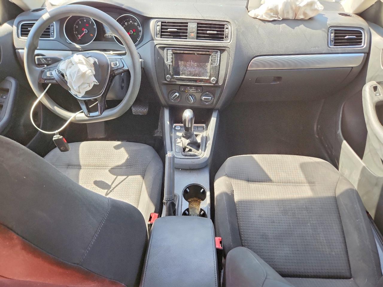 2016 VOLKSWAGEN JETTA SE photo 22