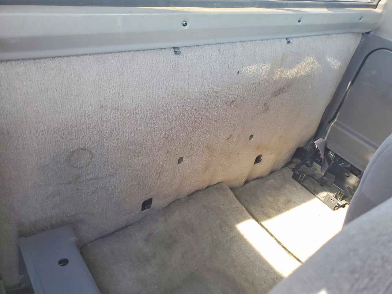 2000 NISSAN FRONTIER KING CAB XE photo 19