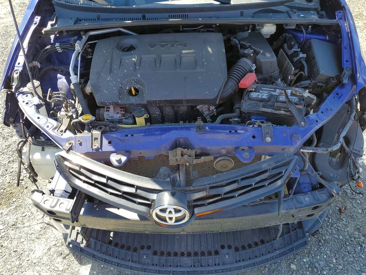 2014 TOYOTA COROLLA photo 11