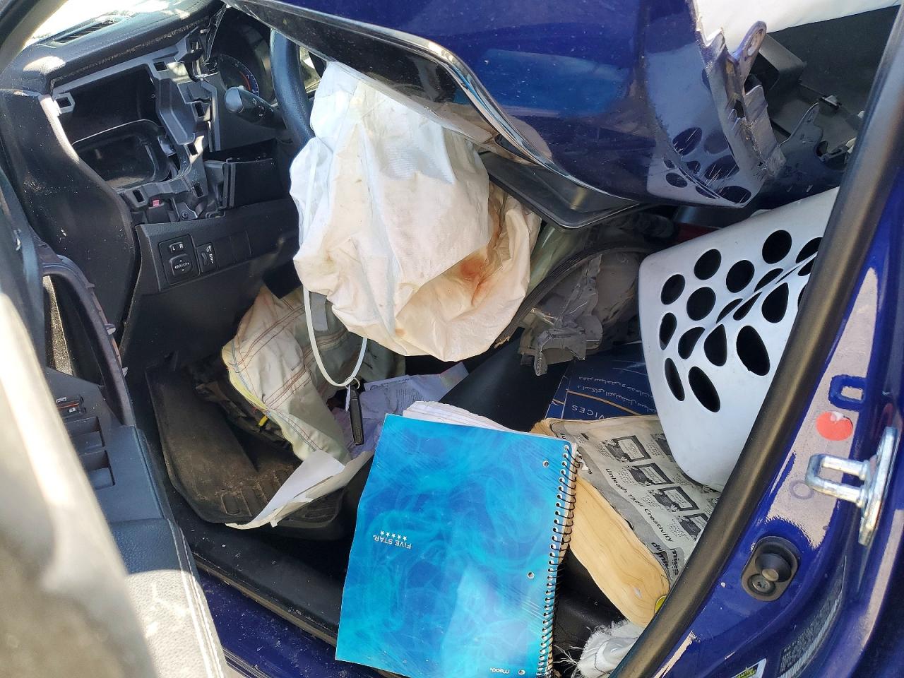 2014 TOYOTA COROLLA photo 7