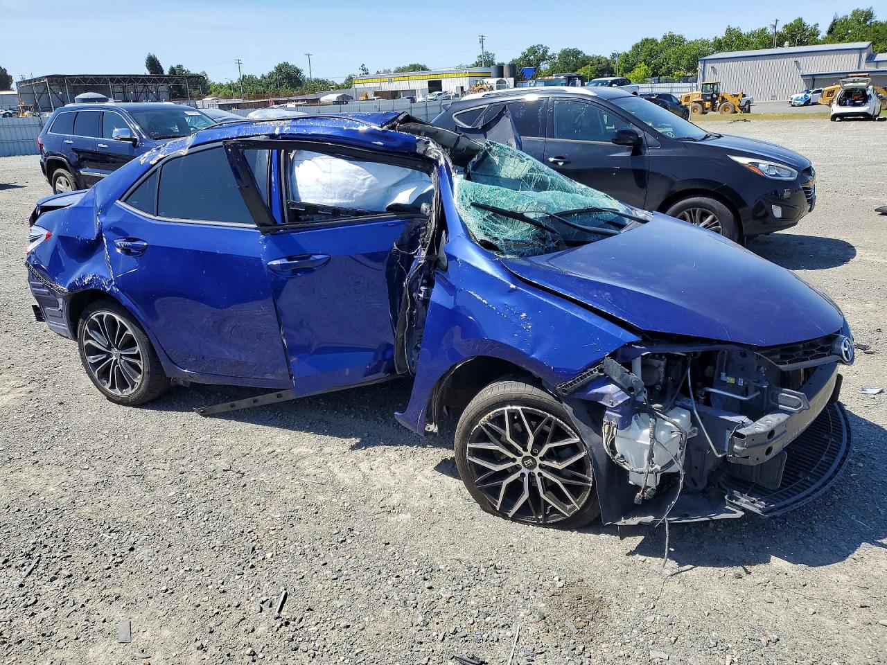 2014 TOYOTA COROLLA photo 4