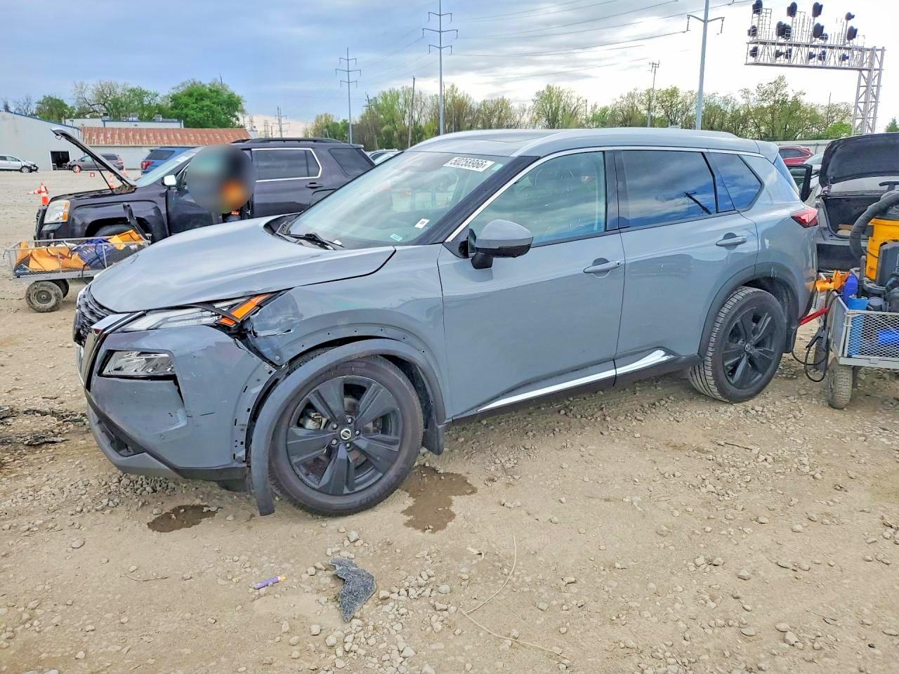 2021 NISSAN ROGUE