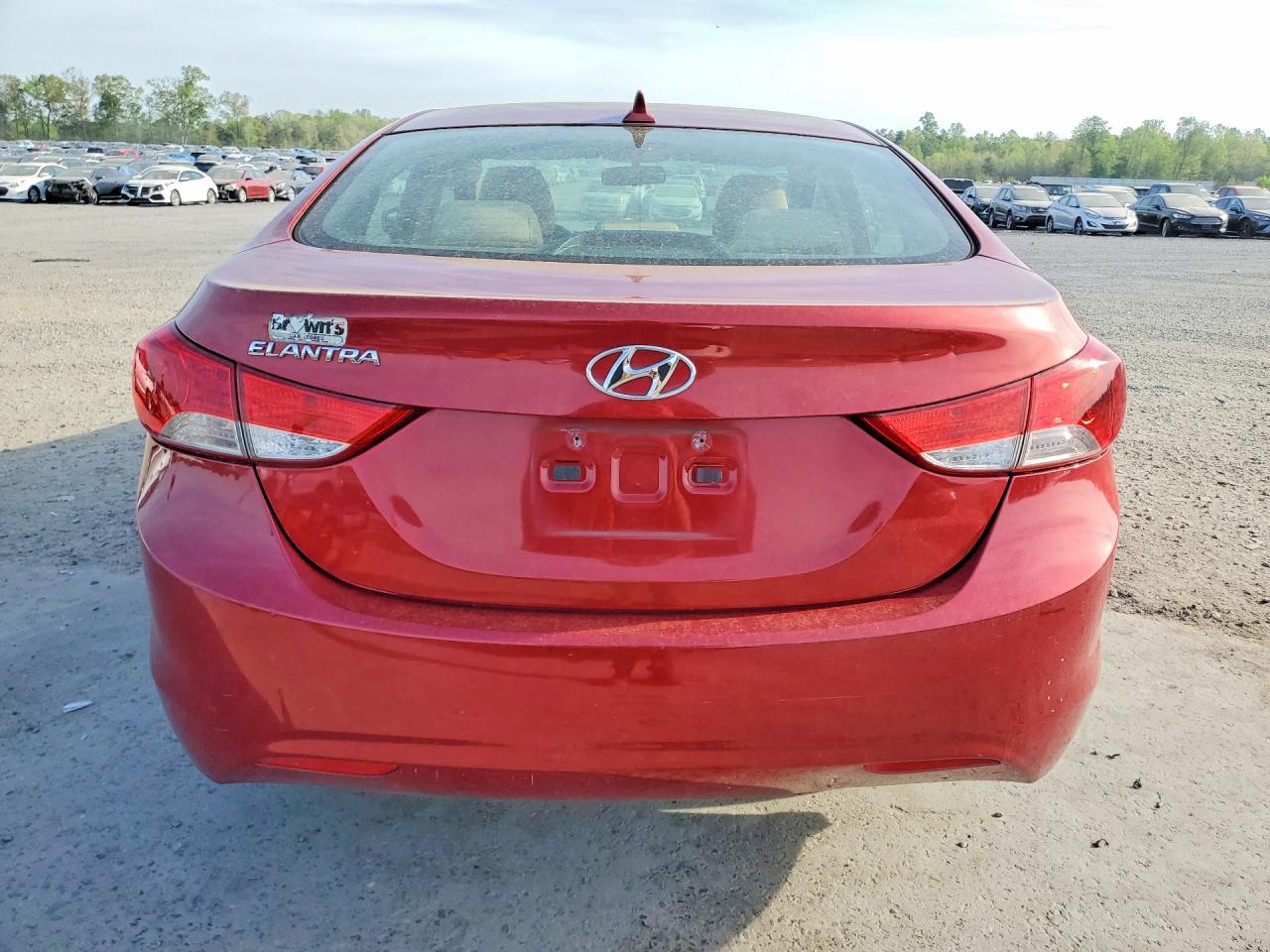 2013 HYUNDAI ELANTRA photo 11
