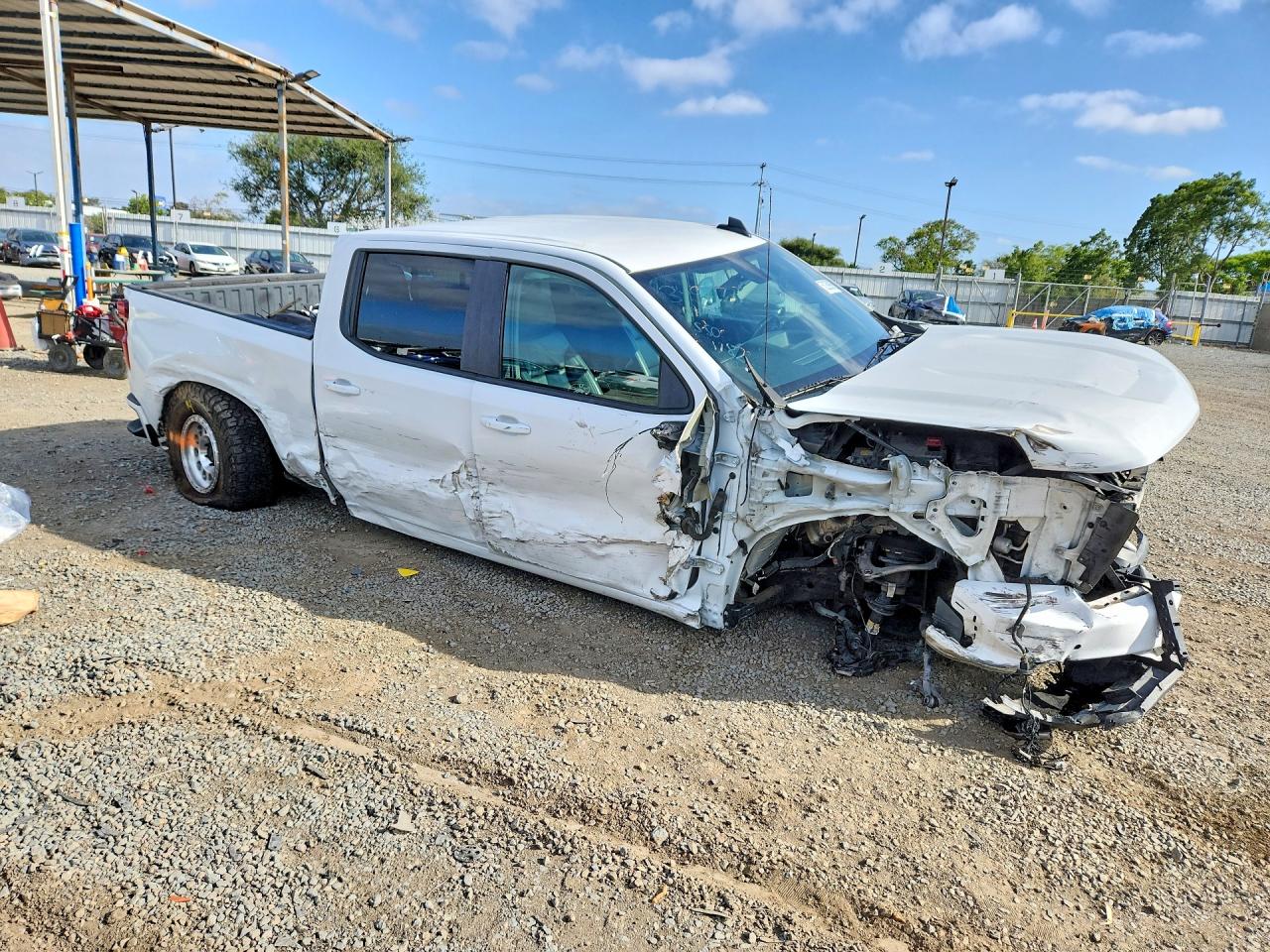 2019 CHEVROLET SILVERADO C1500 RST photo 10